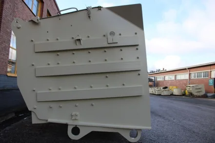 Heavy mechanical structure at supplier premises